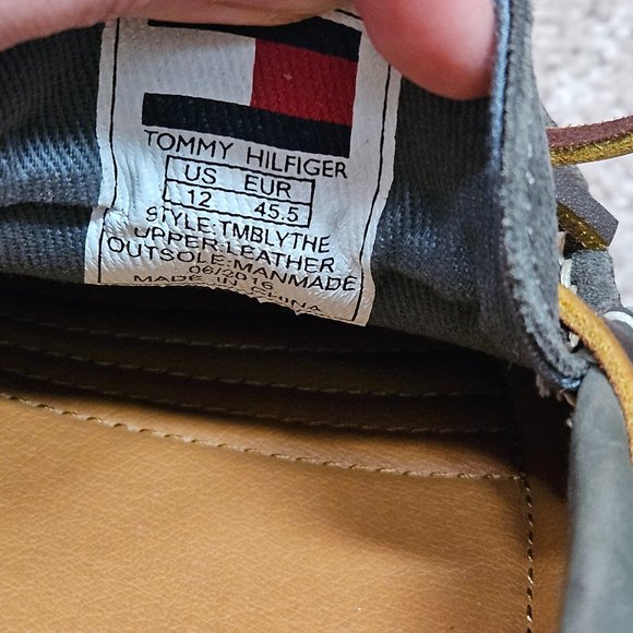 NWOT Men's Tommy Hilfiger Gray Leather Boat Shoes - Picture 9 of 9